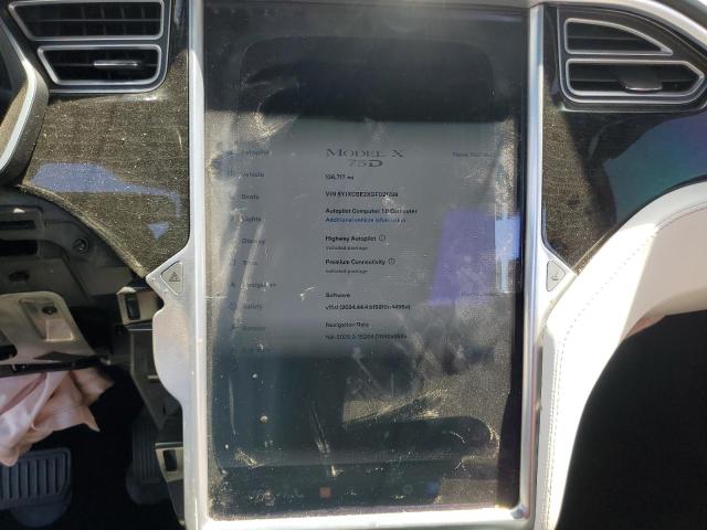 5YJXCBE2XGF021798 - 2016 TESLA MODEL X ნაცრისფერი ფოტო 9