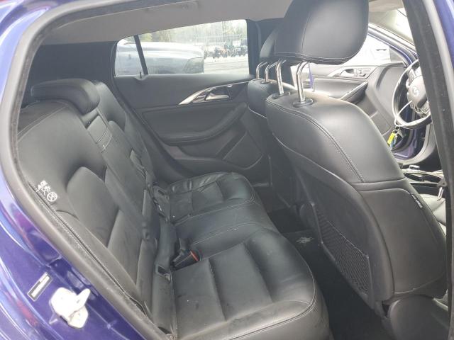 SJKCH5CR6JA054151 - 2018 INFINITI QX30 BASE BLUE photo 11