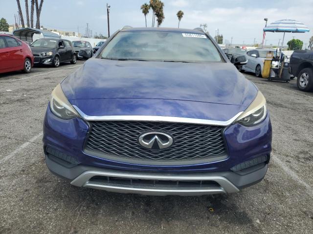 SJKCH5CR6JA054151 - 2018 INFINITI QX30 BASE BLUE photo 5