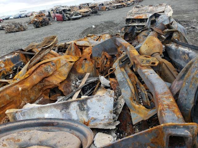 5LMFU28A1YLJ35868 - 2000 LINCOLN NAVIGATOR დამწვარი ფოტო 10