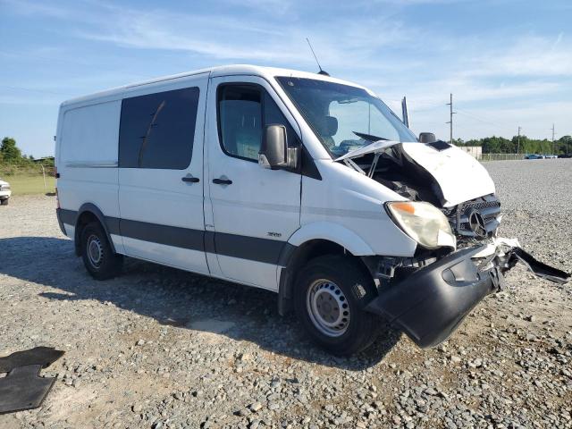 WD3PE7CC3C5703981 - 2012 MERCEDES-BENZ SPRINTER 2500 WHITE photo 4