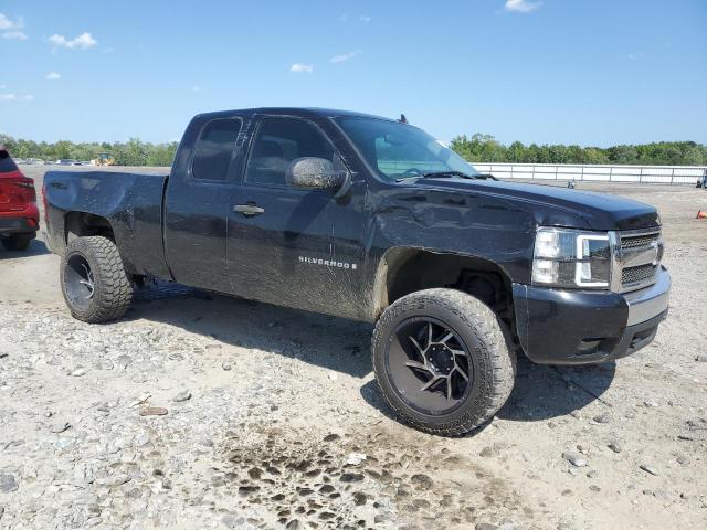 2GCEK19J771531065 - 2007 CHEVROLET SILVERADO K1500 BLACK photo 4