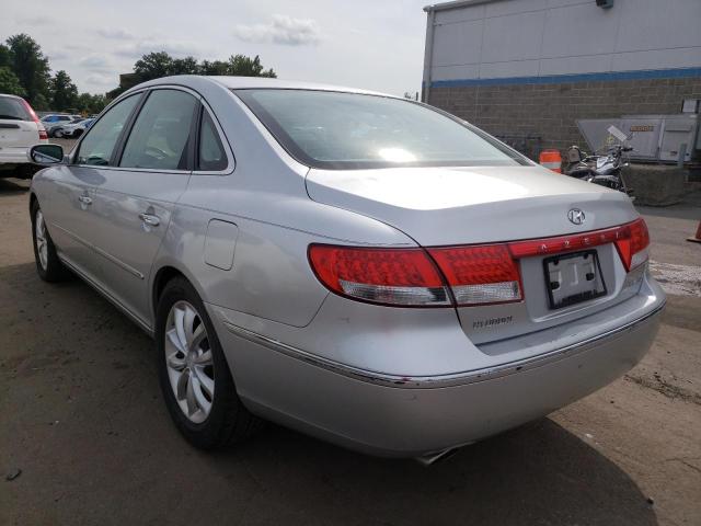 KMHFC46F67A162607 - 2007 HYUNDAI AZERA SE SILVER photo 2