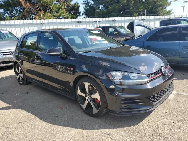 3VW447AU4JM296880 - 2018 VOLKSWAGEN GTI S/SE BLACK photo 4