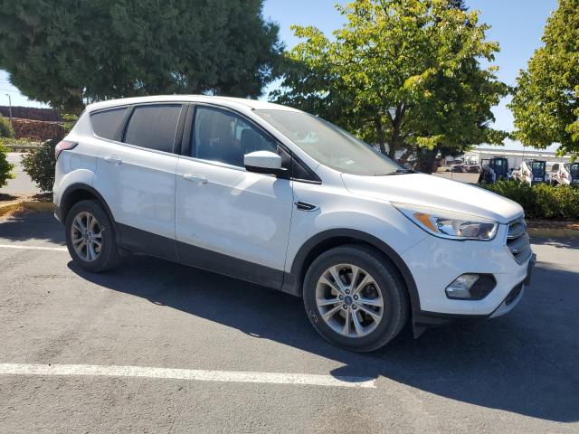 1FMCU9GD7HUB03365 - 2017 FORD ESCAPE SE 白色 照片 4