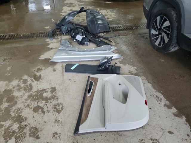 1V2HR2CA1RC530058 - 2024 VOLKSWAGEN ATLAS SE رمادي صورة 13