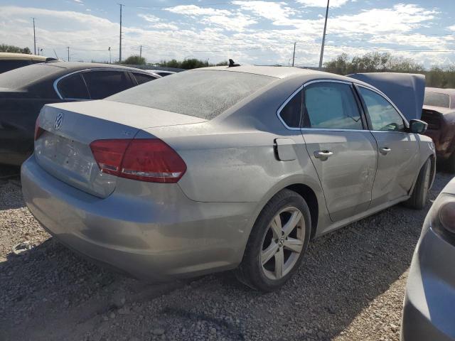 1VWBP7A32EC015110 - 2014 VOLKSWAGEN PASSAT SE GRAY photo 3