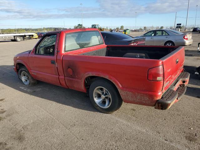 1GCCS145518203715 - 2001 CHEVROLET S TRUCK S10 RED photo 2