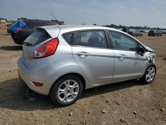 3FADP4EJ4FM219979 - 2015 FORD FIESTA SE SILVER photo 3