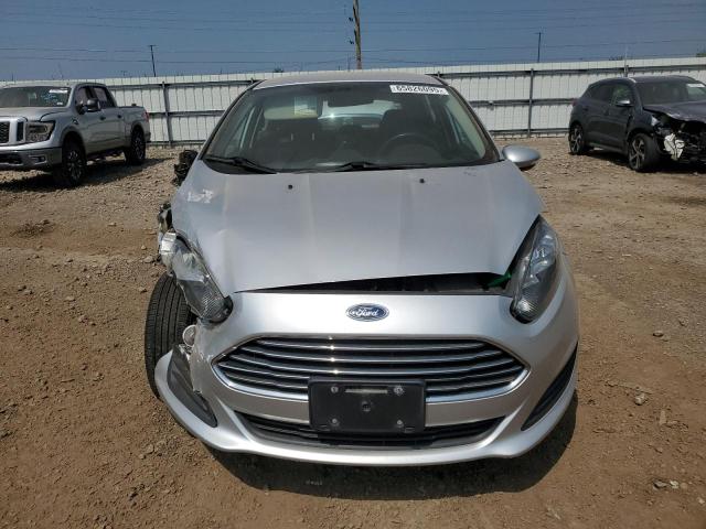 3FADP4EJ4FM219979 - 2015 FORD FIESTA SE SILVER photo 5