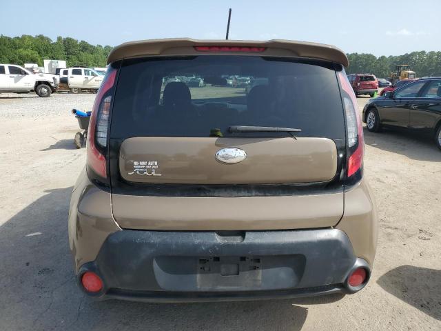 KNDJN2A25F7170047 - 2015 KIA SOUL BROWN photo 6