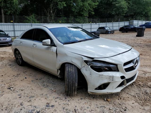 WDDSJ4GB3GN389983 - 2016 MERCEDES-BENZ CLA 250 4MATIC WHITE photo 4