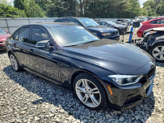 WBA8D9C5XJA013270 - 2018 BMW 330 XI 黑色 照片 4