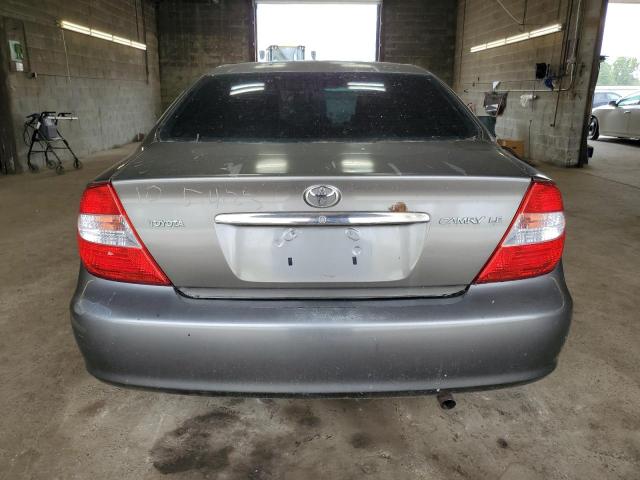 4T1BE32K42U624739 - 2002 TOYOTA CAMRY LE GRAY photo 6