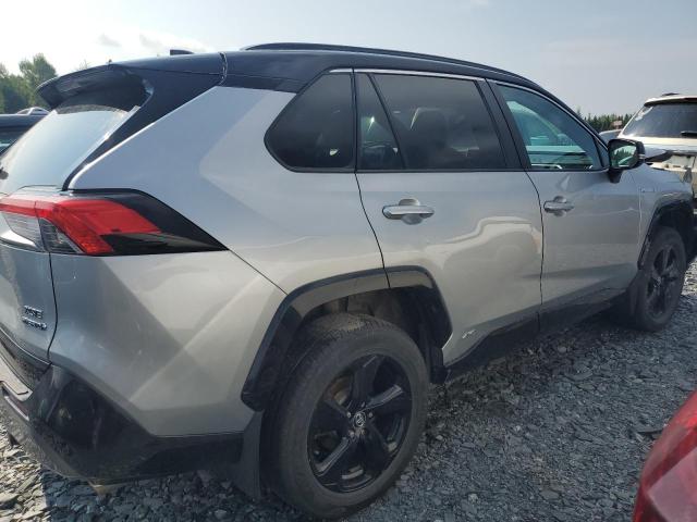 2T3RWRFVXKW045846 - 2019 TOYOTA RAV4 XLE SILVER photo 3