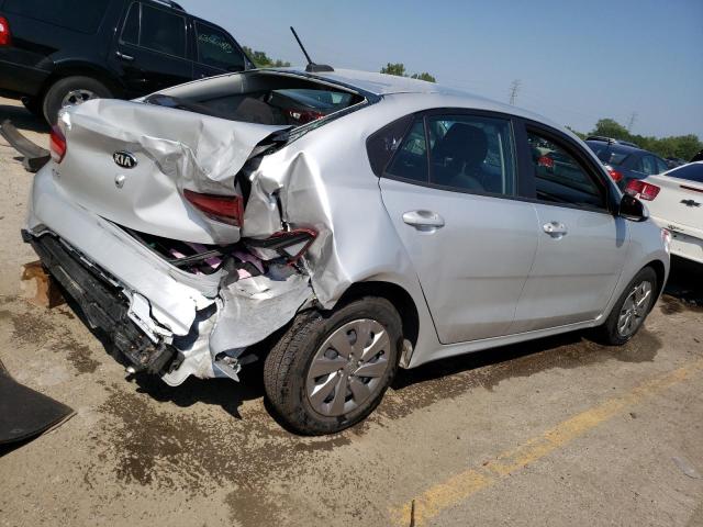 3KPA24AB9KE231253 - 2019 KIA RIO S SILVER photo 3