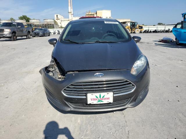 3FADP4EJ1HM131944 - 2017 FORD FIESTA SE GRAY photo 5