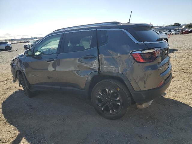 3C4NJDCB0NT161594 - 2022 JEEP COMPASS LIMITED ნაცრისფერი ფოტო 2