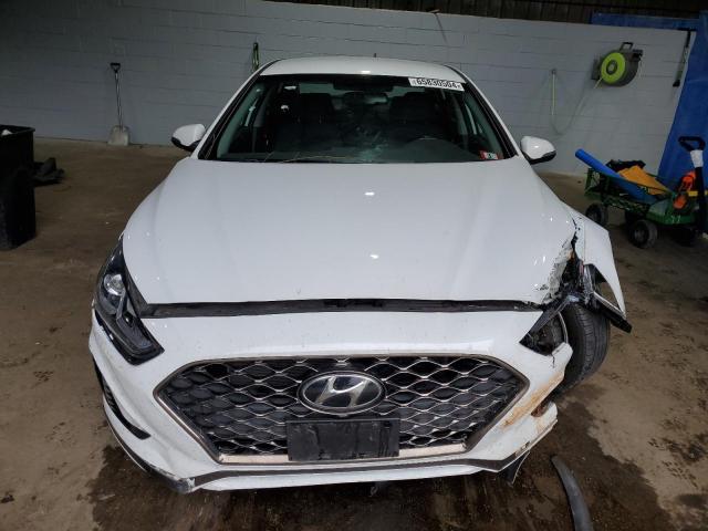 5NPE34AF3KH792013 - 2019 HYUNDAI SONATA LIMITED WHITE photo 5