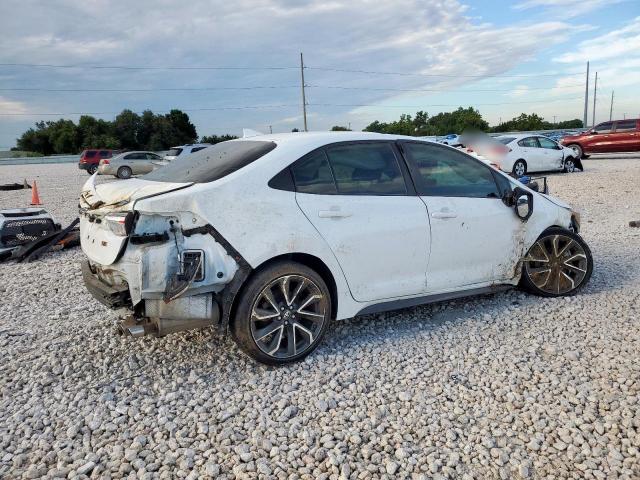 JTDM4MCE2NJ092962 - 2022 TOYOTA COROLLA SE WHITE photo 3