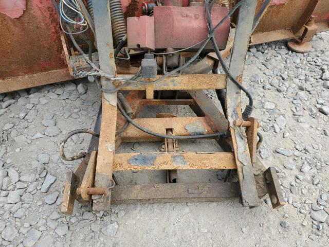 NOVINPLATE000 - 1997 PLOW PLOW RED photo 12