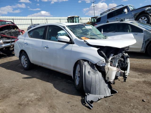 3N1CN7AP0KL807274 - 2019 NISSAN VERSA S 白色 照片 4