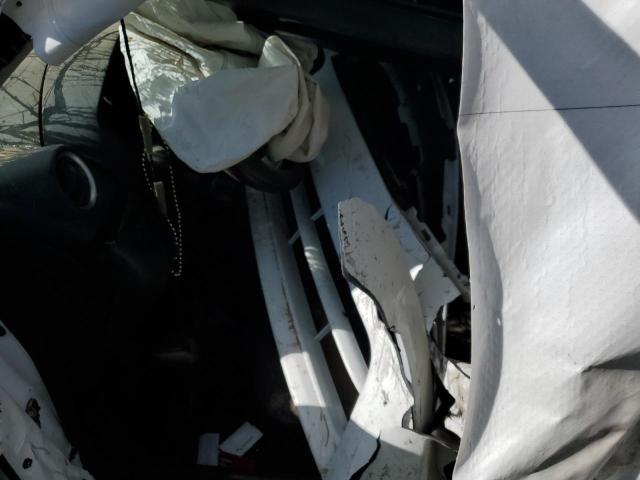 3N1CN7AP0KL807274 - 2019 NISSAN VERSA S 白色 照片 7