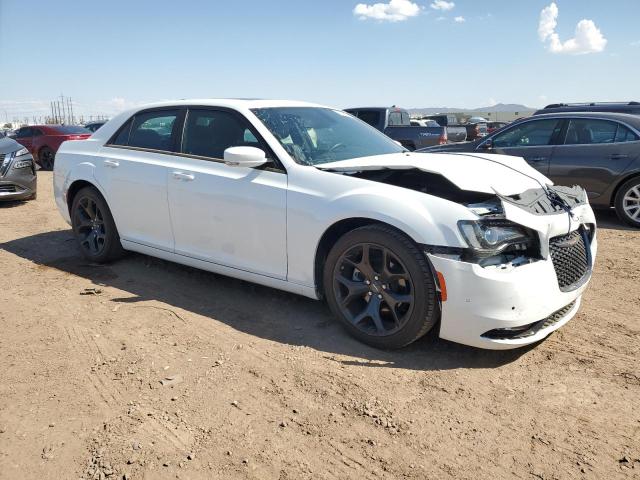 2C3CCABG6NH178894 - 2022 CHRYSLER 300 S WHITE photo 4