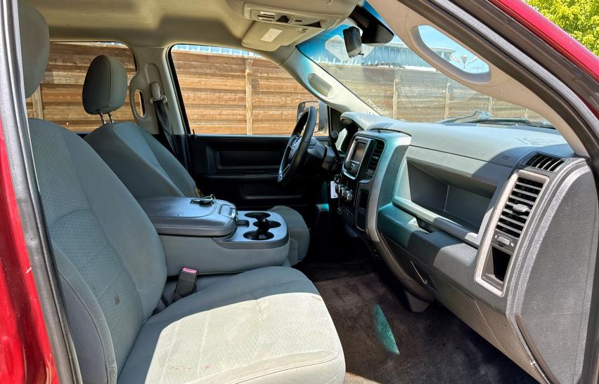 3C6UR5CL1FG628381 - 2015 RAM 2500 ST RED photo 5