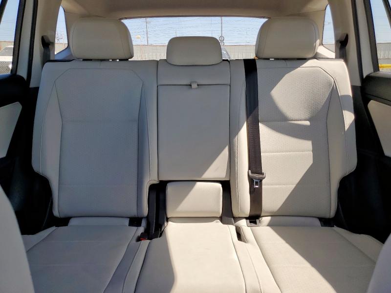 3VV3B7AXXKM062289 - 2019 VOLKSWAGEN TIGUAN SE Silber Foto 10