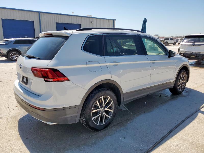 3VV3B7AXXKM062289 - 2019 VOLKSWAGEN TIGUAN SE Silber Foto 3