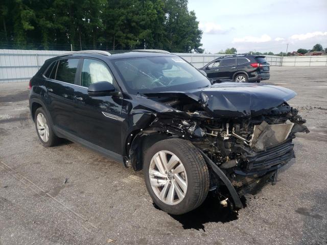 1V25C2CA2LC201039 - 2020 VOLKSWAGEN ATLAS CROS SE Schwarz Foto 4