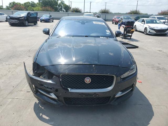 SAJAF4BVXHCP12613 - 2017 JAGUAR XE R - SPORT GRAY photo 5