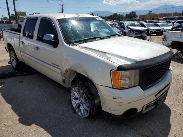 3GTP2XE23CG162152 - 2012 GMC SIERRA K1500 DENALI WHITE photo 4