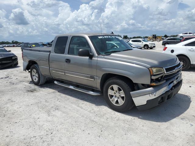 1GCEC19V67Z104225 - 2007 CHEVROLET SILVERADO C1500 CLASSIC Boz foto 4