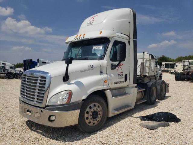 3AKJGEBG9ESFL8273 - 2014 FREIGHTLINER CASCADIA 1 WHITE photo 2