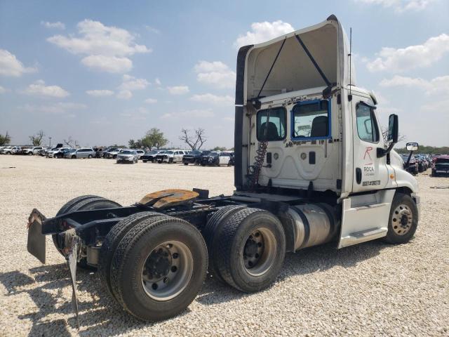 3AKJGEBG9ESFL8273 - 2014 FREIGHTLINER CASCADIA 1 WHITE photo 4