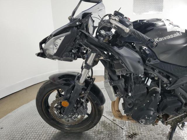 ML5EXER12PDA88723 - 2023 KAWASAKI EX650 R Қара фото 10