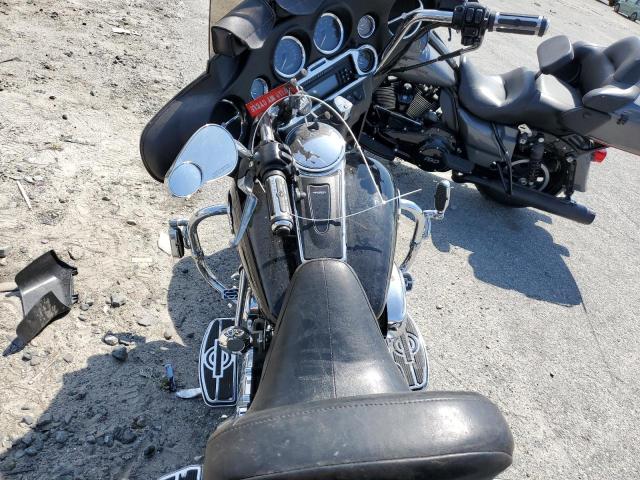 1HD1FC4177Y724141 - 2007 HARLEY-DAVIDSON FLHTCUI 黑色 照片 5