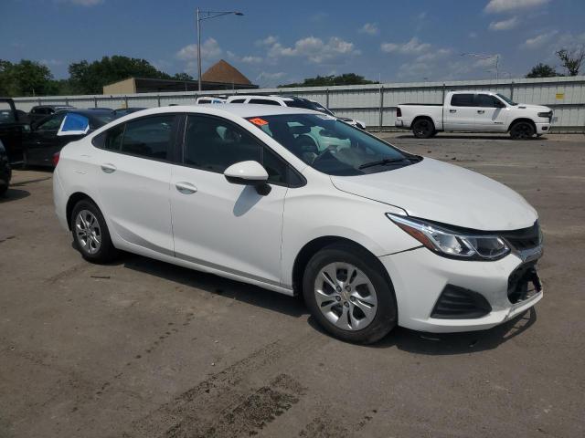 1G1BC5SMXK7150648 - 2019 CHEVROLET CRUZE LS WHITE photo 4