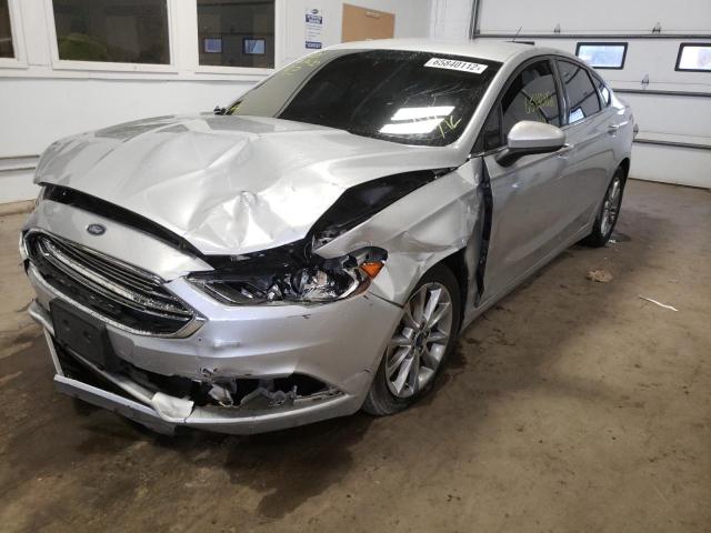 3FA6P0H76HR415008 - 2017 FORD FUSION SE SILVER photo 2