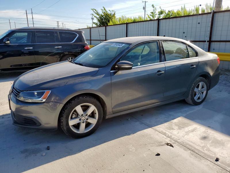 2013 VOLKSWAGEN JETTA TDI, 