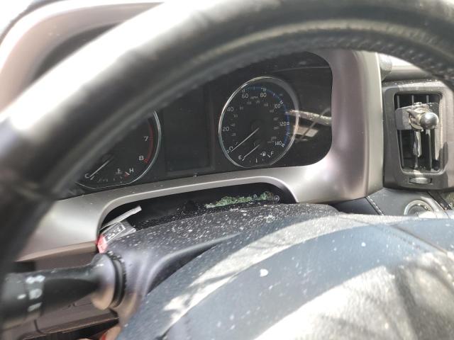 JTMDFREV2JJ227548 - 2018 TOYOTA RAV4 LIMITED Beyaz fotoğraf 9