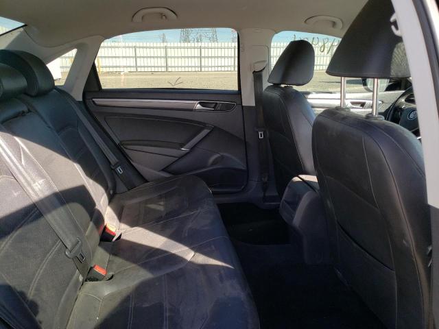 1VWDT7A3XHC010178 - 2017 VOLKSWAGEN PASSAT R-LINE შავი ფოტო 6