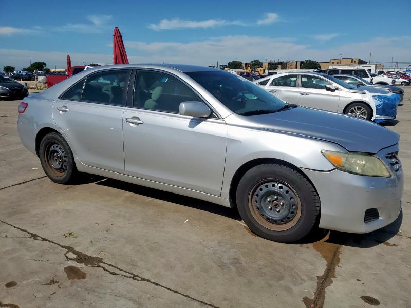 4T4BF3EK3BR123274 - 2011 TOYOTA CAMRY BASE Gümüş foto 4
