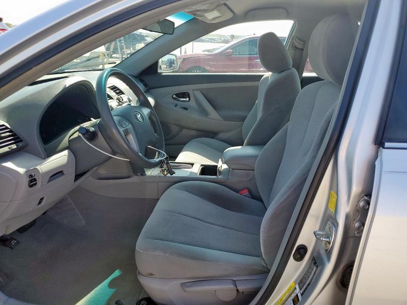 4T4BF3EK3BR123274 - 2011 TOYOTA CAMRY BASE Gümüş foto 7