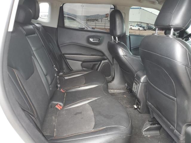 3C4NJDBBXKT839829 - 2019 JEEP COMPASS LATITUDE Beyaz fotoğraf 11