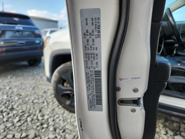 3C4NJDBB6KT745060 - 2019 JEEP COMPASS LATITUDE Білий фото 14