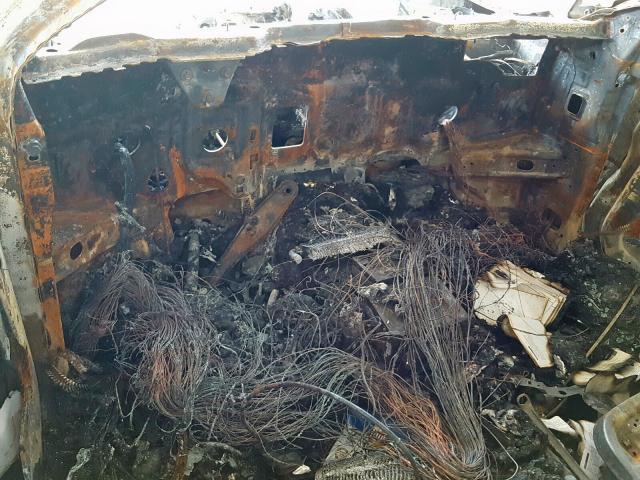 SJKCH5CP8JA050326 - 2018 INFINITI QX30 BASE BURN photo 9