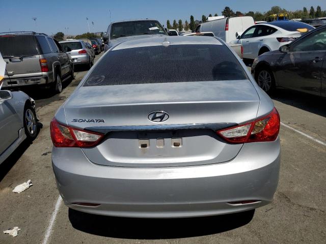 5NPEB4AC7DH671593 - 2013 HYUNDAI SONATA GLS SILVER photo 6